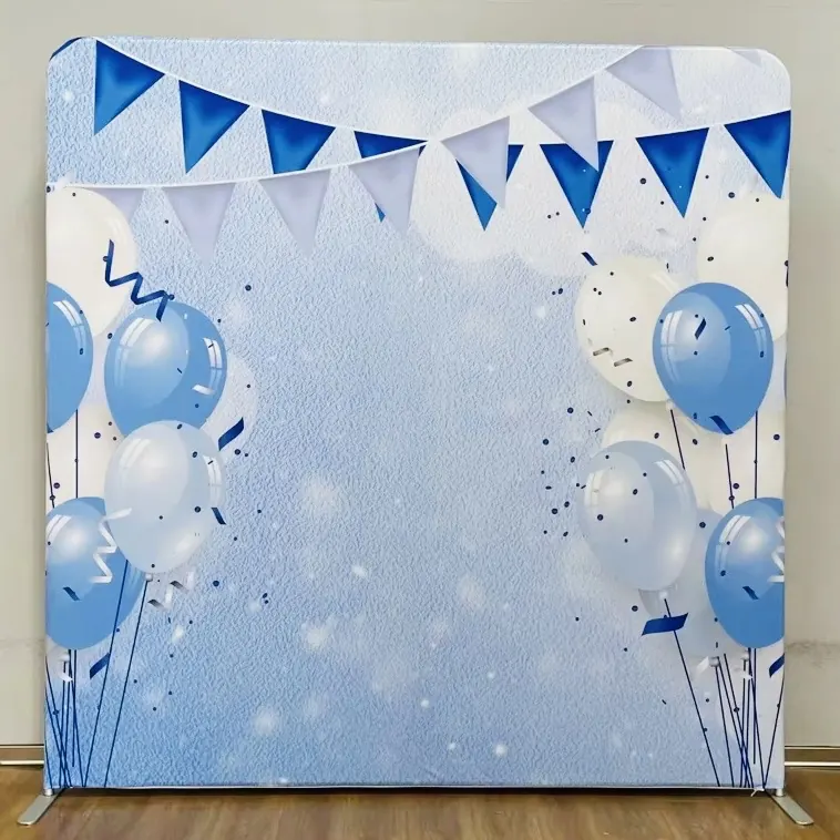 Fondo de globos azules para un gender reveal en Miami